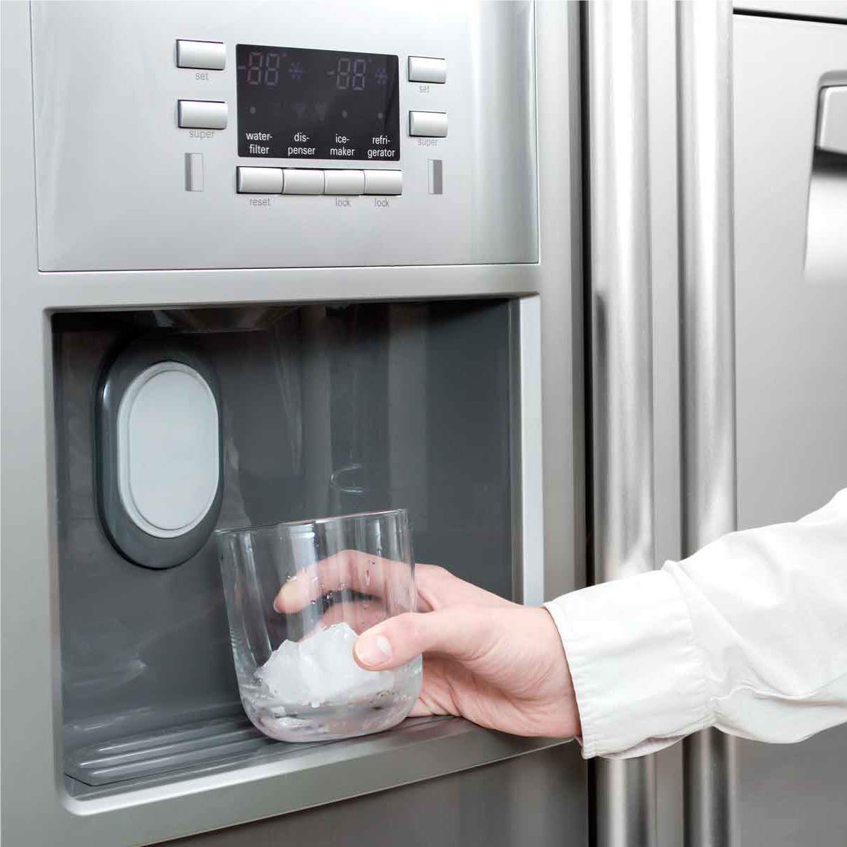 Ice maker machine